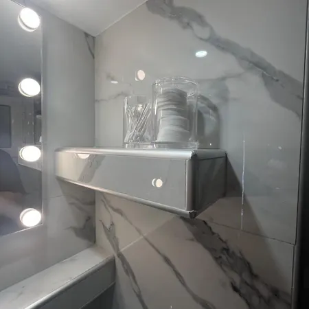 Digital Nomads Heaven With Fast Wi-fi & Workspace Apartmán *