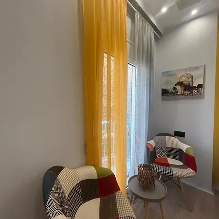 Digital Nomads Heaven With Fast Wi-fi & Workspace Appartamento