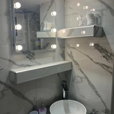 Appartement Digital Nomads Heaven With Fast Wi-fi & Workspace