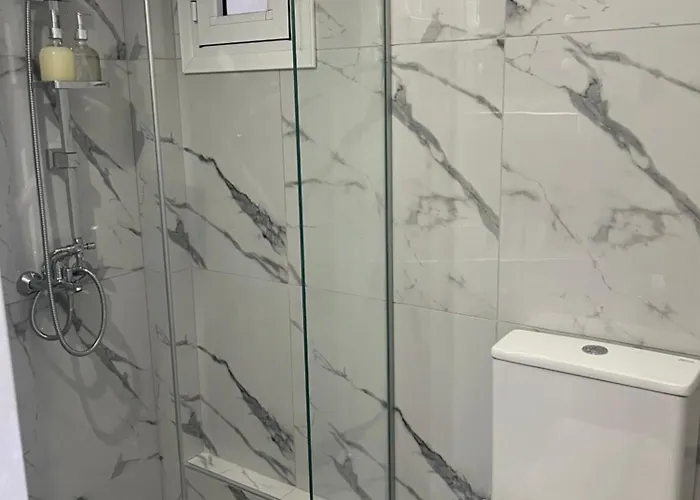 Digital Nomads Heaven With Fast Wi-fi & Workspace Salonic